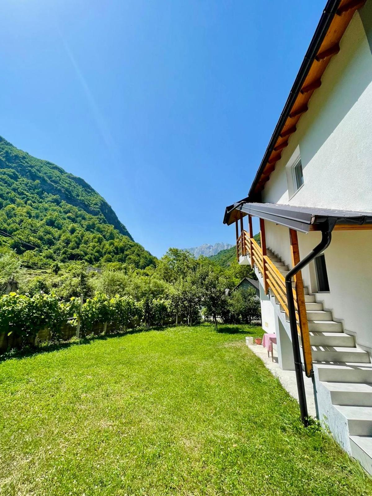 Отель Mountain Oasis Валбона Экстерьер фото